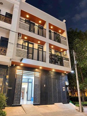 Cho thuê nhà mới mặt tiền kinh doanh full nội thất kdc Bình Phú — ảnh 1