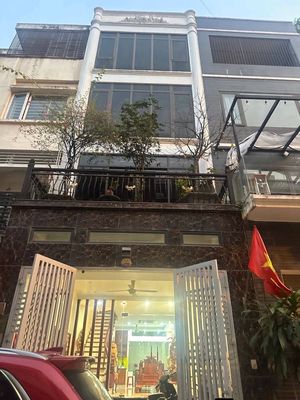 Nhà đẹp phân lô Vỉa Hè Văn Phú, Kinh doanh, 18 tỷ — ảnh 1