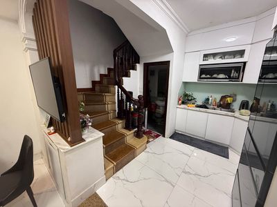 Nhà 6 tầng 2 mặt tiền, ô tô tải, gara, Nguyễn Trãi, 22.5 tỷ — ảnh 1