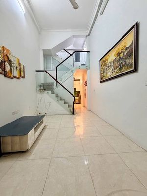 Nhà 36m² 4 tầng 3.3m MT 9.3 tỷ Đống Đa — ảnh 1