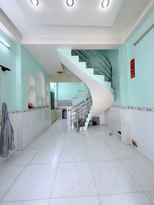 Nhà 4 tầng Nguyễn Duy P9-Q8 gần cầu Chánh Hưng — ảnh 1
