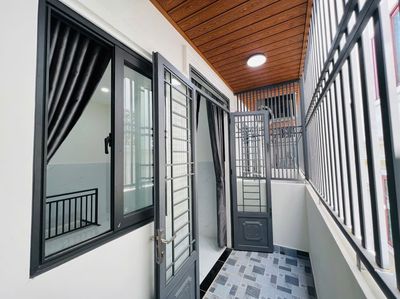 Nhà nguyên căn mới đẹp chỉ 7tr, có ban công — ảnh 1