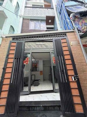 Nhà Mới Đủ Nội Thất - Hẻm 761 Hưng Phú Quận 8 - 28 m² 4 Tầng 2 PN - TL — ảnh 1