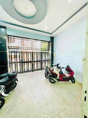 Nhà ngang 6m cao 3 tầng gần chung cư Ricca giá 62tr — ảnh 1