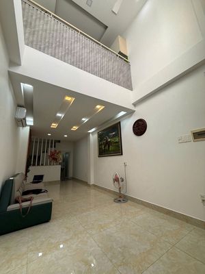 Ngay Cao Đẳng Bách Khoa , Mặt Tiền Nguyễn Bỉnh Khiêm Gò Vấp 120m 3 Lầu — ảnh 1