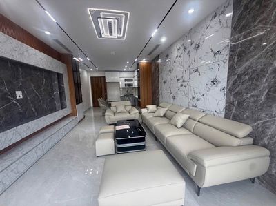 Nhà 60m2 x 7 tầng thang máy gần cầu Vĩnh Tuy, Long Biên — ảnh 1