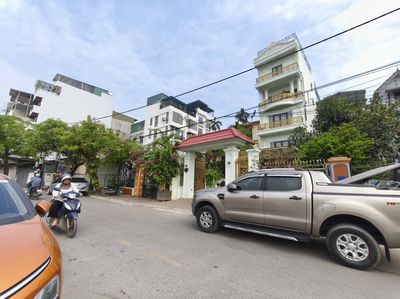 Nhà Long Biên 40m2, 4 tầng, 4 ngủ, hơn 6 tỷ — ảnh 1