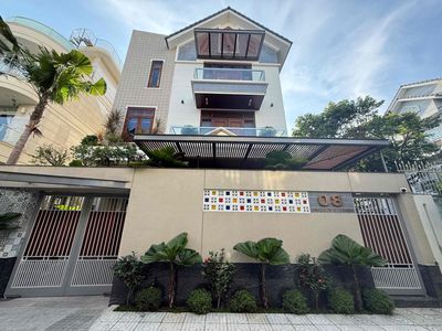 Bán Biệt Thự Vip Sadeco Ven Sông Q7 Nhà Đẹp Có Thang Máy Ở Liề — ảnh 1