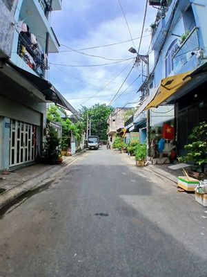 Nhà đẹp 3 tầng, hẻm 8m thông, gần AEON Tân Phú, ngang 5m. — ảnh 1