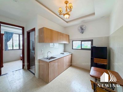 Hệ thống studio, 1pn cửa sổ rộng đầy đủ nội thất — ảnh 1