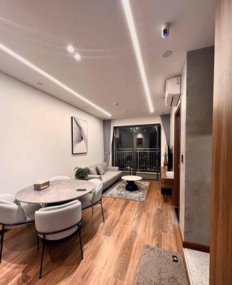 Cho Thuê Căn Hộ Ban Công Dọn Ở Liền – Gần VivoCity, Phú Mỹ Hưng — ảnh 1