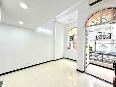 Duplex ban công rộng – ngay khu ngã tư bảy hiển — ảnh 1