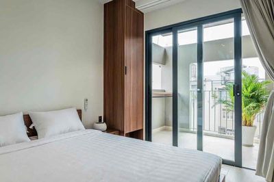Căn Hộ 1 Phòng Ngủ Ban Công Ở Trung Tâm Quận 10 Gần Vòng Xoay Dân Chủ — ảnh 1