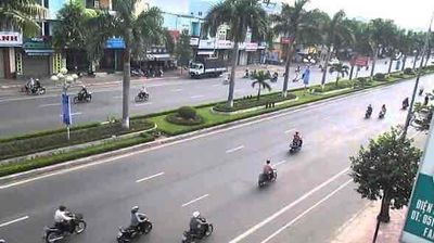 Cho thuê nhà 3 tầng MT Điện Biên Phủ- ngay siêu thị Coopmart — ảnh 1