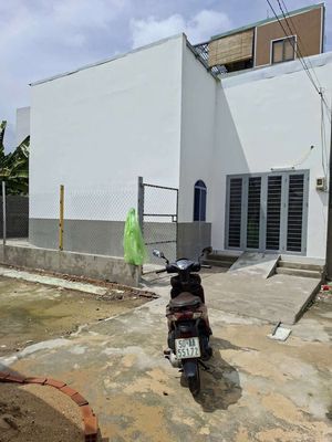 Cho thuê nhà mới 150m .100m ra chợ — ảnh 1