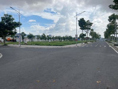 Đất mặt tiền đường trung tâm Xã Bình Đại — ảnh 1