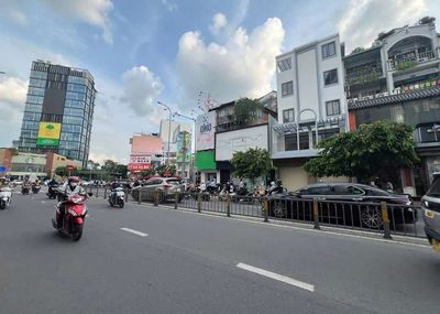 Cho thuê nhà mặt tiền Cách Mạng Tháng 8 — ảnh 1