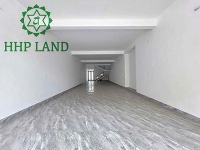 Cho thuê nhà mới đẹp, thiết kế trống suốt mặt tiền Phạm Văn Thuận — ảnh 1