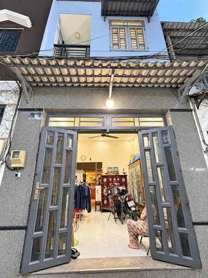 Nhà vị trí đẹp, k lộ giới, trệt, lửng lầu, (4x10m), Dương Bá Trạc P2 — ảnh 1