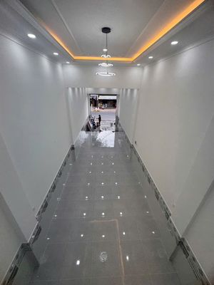 Cho thuê mặt tiền nguyễn ảnh thủ đúc 3,5 lầu, 4,3x27m, ngay chợ ht — ảnh 1