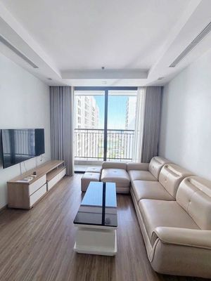 Cho thuê căn hộ Vinhomes Greenbay view hồ 3PN — ảnh 1