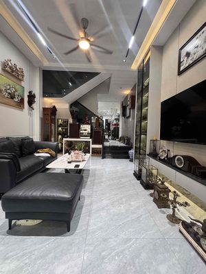 Siêu phẩm 3 tầng dọn vào ở ngay! Sát toà nhà Downtown 68 tầng, ĐN. — ảnh 1