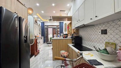 Nhà mới sạch sẽ full nội thất — ảnh 1