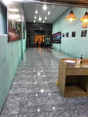 Mặt tiền đường ngang 5m dài 20m trệt lửng Cho thuê 13 Triệu 2pn vào ở — ảnh 1