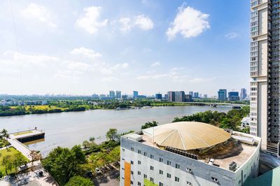 Chính chủ bán căn hộ 1 phòng ngủ vinhomes central park — ảnh 1