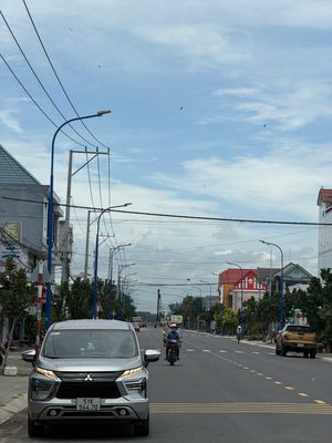 Chính chủ gửi bán độc quyền một cặp nền cực đẹp, đất full thổ cư — ảnh 1