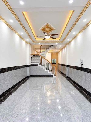 Cho thuê nhà cực đẹp Hiệp Thành 13 q12 3lầu 5PN xe hơi ngủ trong nhà — ảnh 1