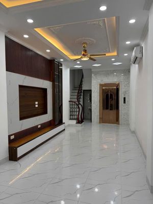 Lõi đống đa - mặt ngõ thẳng tắp - kinh doanh văn phòng đỉnh — ảnh 1