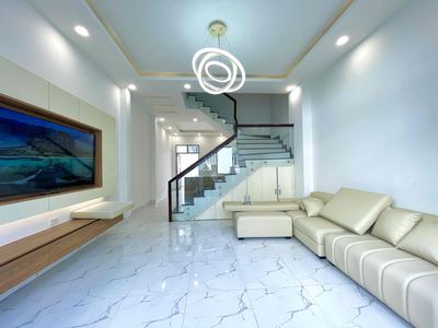 Căn Nhà Mới Full Nội Thất Ngay Khu Du Lịch Tháp Bà Giá Tốt — ảnh 1