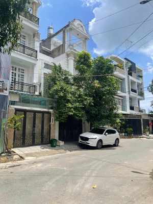 Nhà Nguyên căn 5PN Gần Ngã tư Bình Triệu. Phù hợp ở, Văn Phòng. — ảnh 1