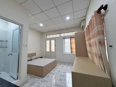 Căn hộ ban công-nhà mới-full nt máy giặt riêng-tân bình-bảy hiền-q10 — ảnh 1