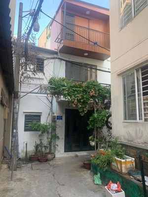 Nha 1 trêt 2 lâu 2 phong ngu 2 tollet duong đinh tien hoang p. gia di — ảnh 1