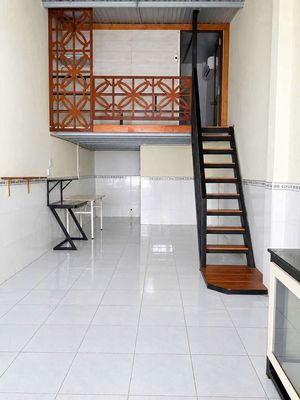 Cho thuê nhà hẻm xe hơi đ9 thảo điền quận 2 — ảnh 1
