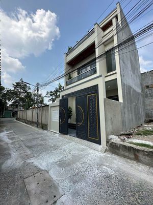 Nhà 3PN Gần Vòng Xoay Hiệp Thành 3, Bình Dương, 3.9 tỷ — ảnh 1