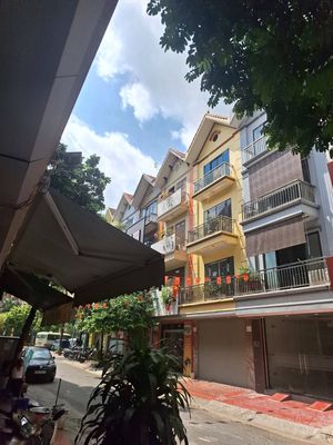 Cho thuê nhà 68m2, 4.5 tầng, Liền kề Làng Việt Kiều Châu Âu Mỗ Lao — ảnh 1