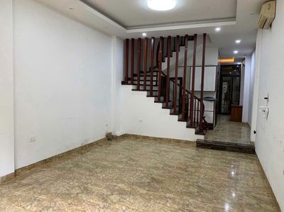 Cho thuê nhà có thang máy Liền Kề Văn Phú, 20 triệu/tháng — ảnh 1