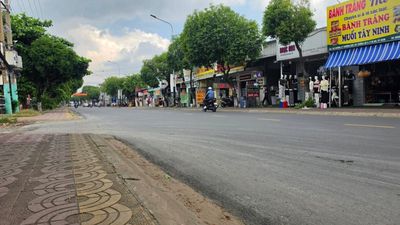 Nhà mặt tiền trung tâm dĩ an, 702m² – 32 tỷ - còn thương lượng — ảnh 1