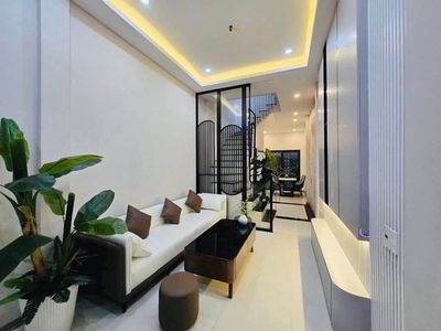 Nhà Phân Lô Bạch Mai, 42m2, 4 Tầng, 8.x Tỷ — ảnh 1