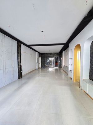 Nhà 3 tầng mặt tiền khu phố chợ hòa khánh — ảnh 1
