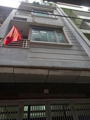 Cho thuê nhà 50m2, 4 tầng, 4PN, ô tô, Khuất Duy Tiến, Thanh Xuân — ảnh 1