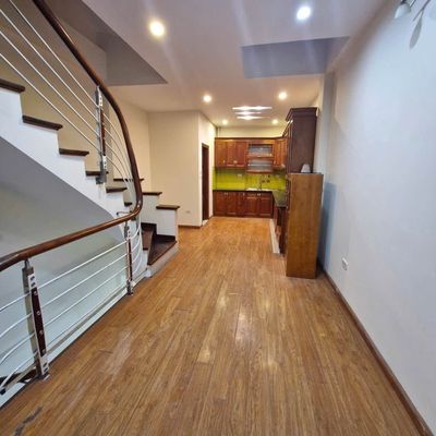 Cho thuê nhà nguyên căn Hoàng Quốc Việt, Cầu Giấy, 20tr/tháng — ảnh 1