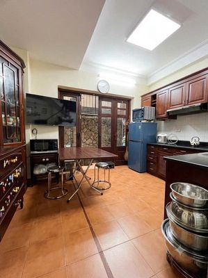 Bán nhà VIP Lạc Trung, Hai Bà Trưng, 4 tầng, 4PN, 17 tỷ — ảnh 1