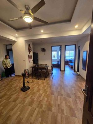 Bán căn hộ 75m² gần Hoàng Quốc Việt, 2PN, full nội thất — ảnh 1