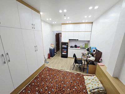 Nhà 5 tầng 1 tum Ngã Tư Sở, 9 phòng trọ, 40tr/tháng — ảnh 1