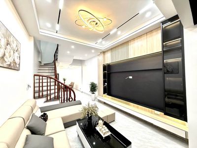 Cho thuê nhà mặt ngõ 619 Vũ Tông Phan, kinh doanh tốt — ảnh 1