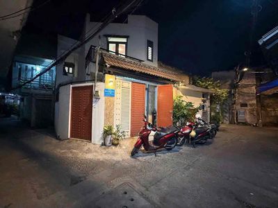 Cho thuê nhà 4pn 5wc 5x15m hẻm 383/ Gần ngay vincom Quang Trung p10 — ảnh 1